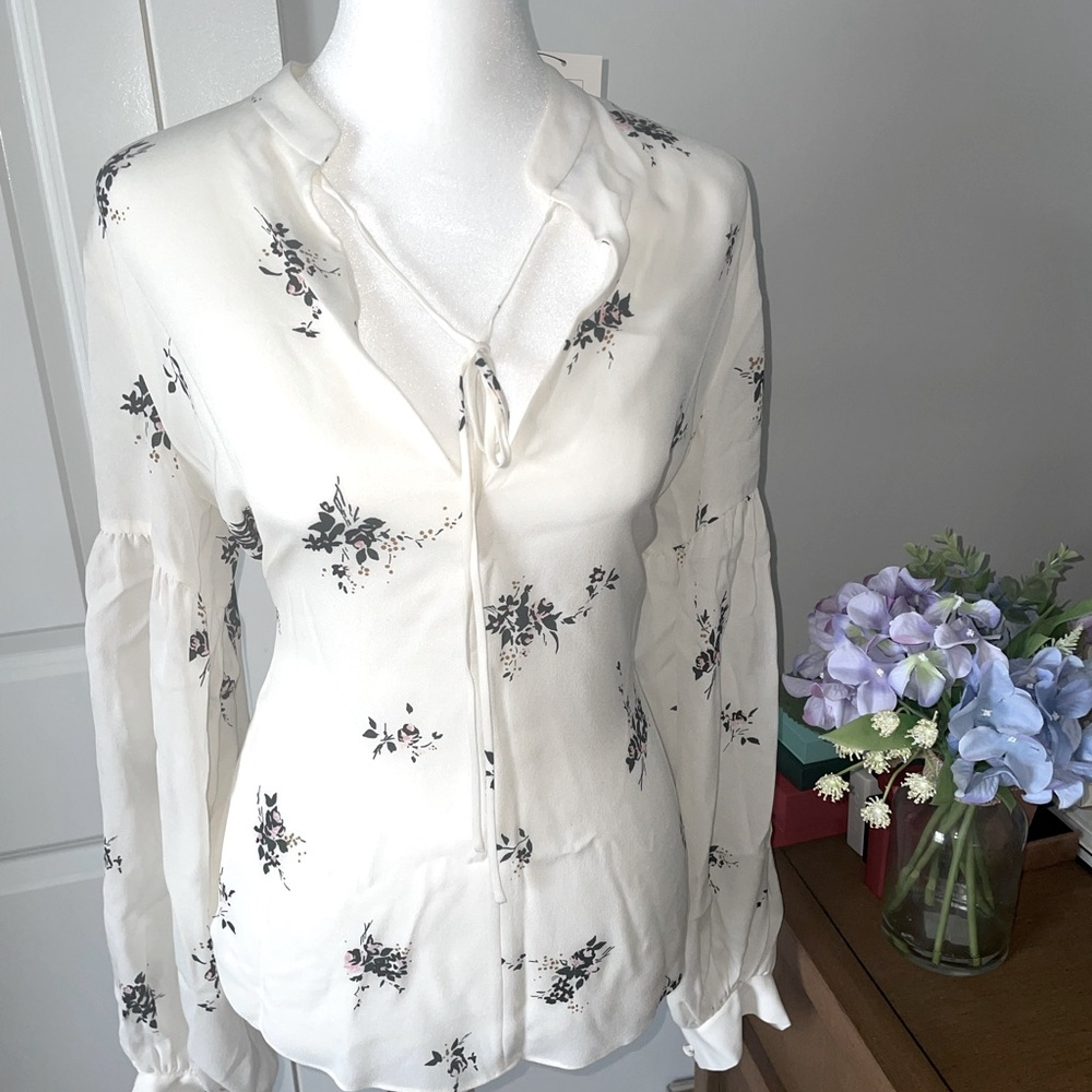 Women’s blouse